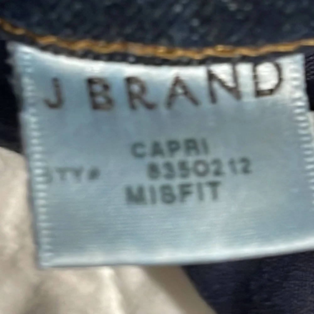 J Brand Misfit jeans 26 - Picture 6 of 8